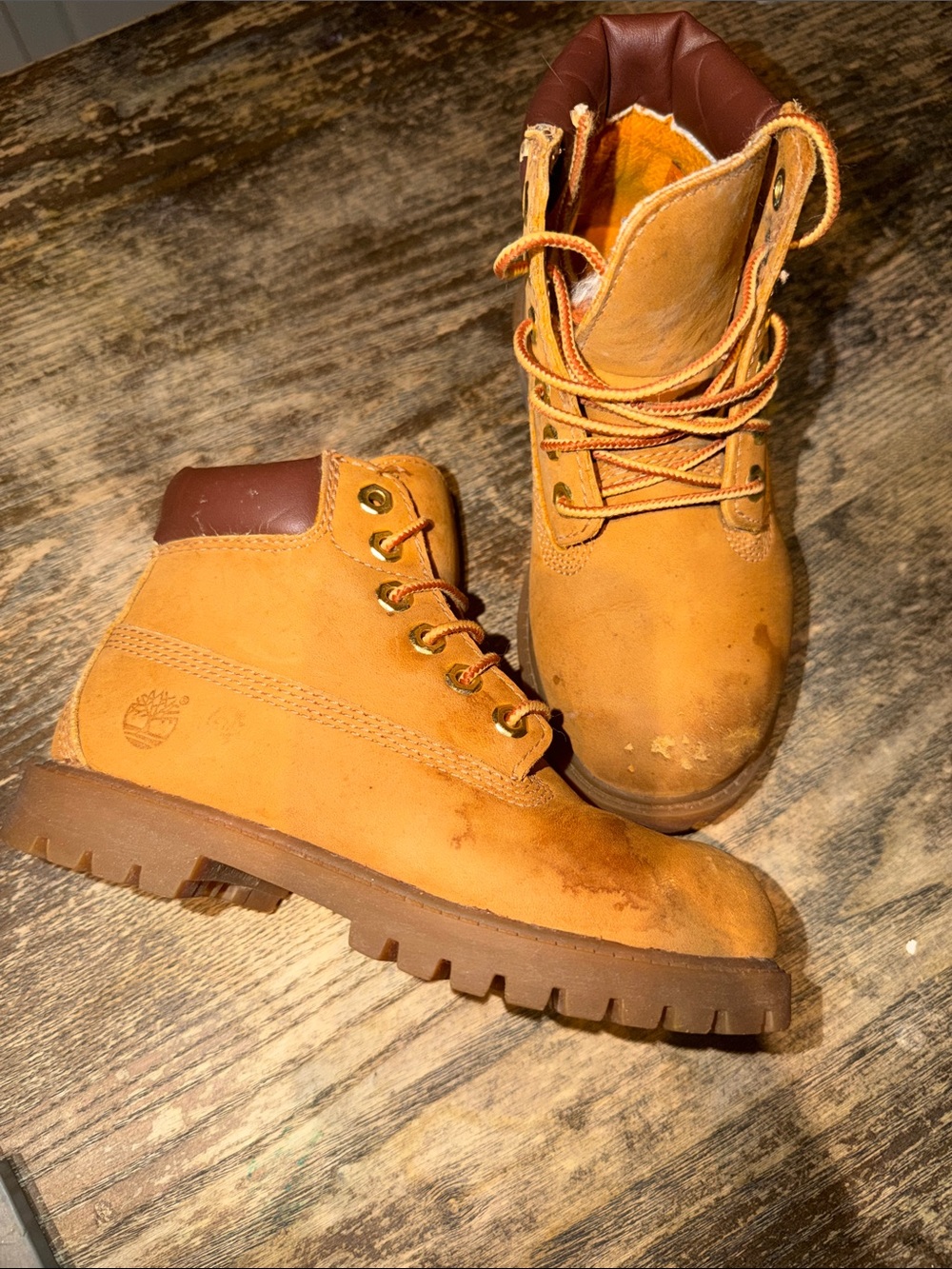 Timberland Kids Wheat/Tan Leather Lace-Up Boots sz 12c